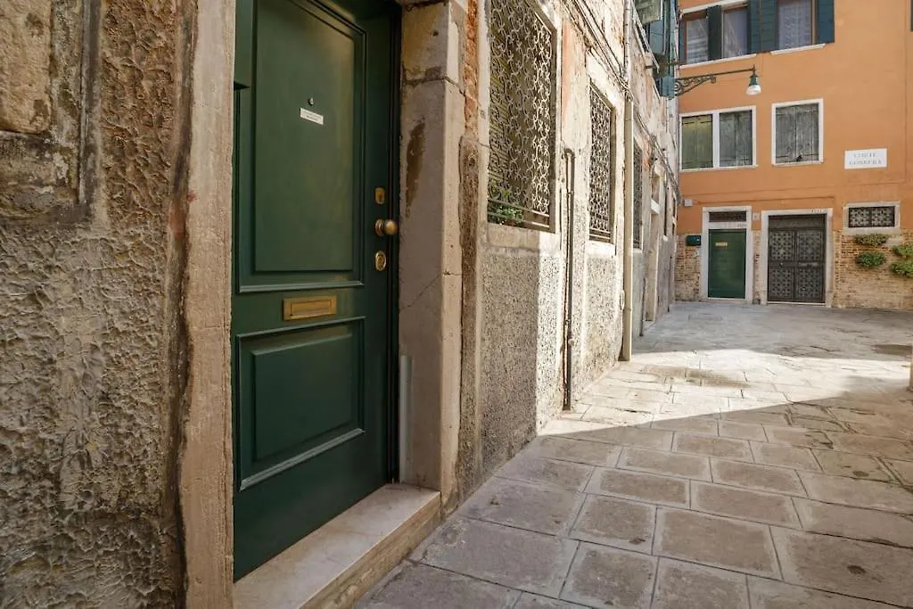 Riva Di Biasio & Sestiere Santa Croce X4 Apartment Venice Italy
